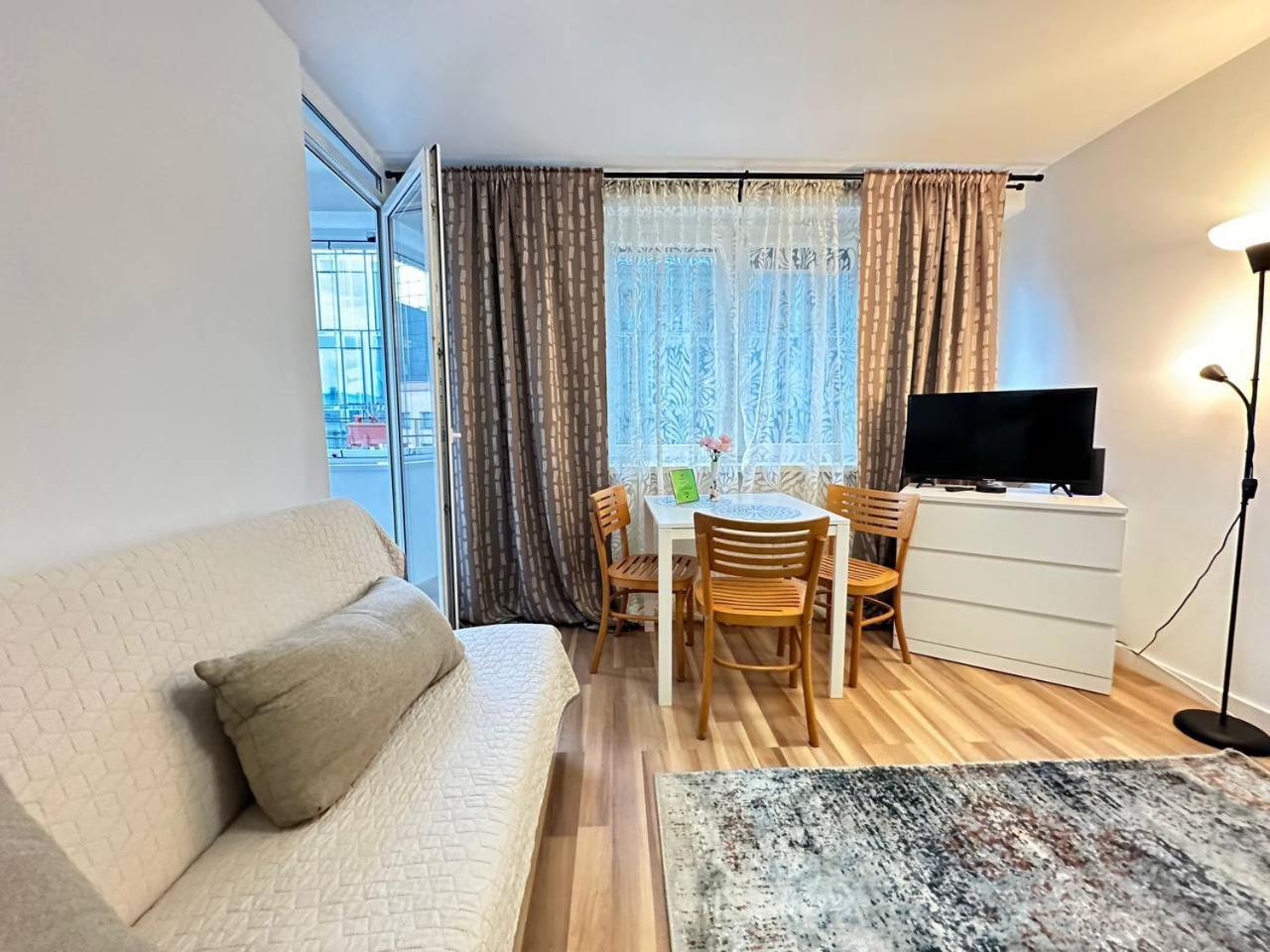5Centrum Stanislawa Moniuszki10 Wi-Fi 1Gb Sek Варшава Экстерьер фото